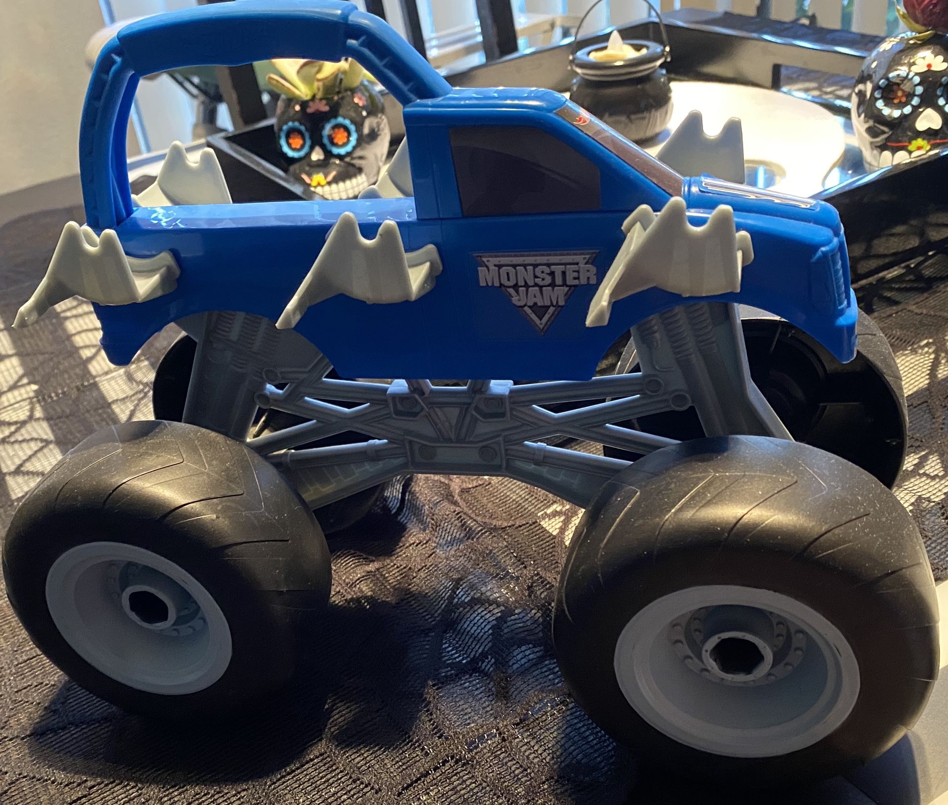 MONSTER JAM MONSTER TRUCK COLOSSAL CARRIER ONLY