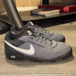 2011 Nike Air Prestige 3 Size 8