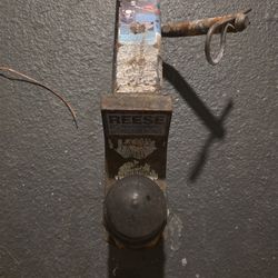 REESE 2" Trailer Hitch Receiver w/ Draw-Tite Interlock Anti-Rattle Tightener – Truck Tow Hitch