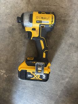 Dewalt