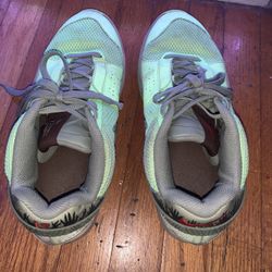 ja morant halloween zombie (Size 12) Throw me a offer