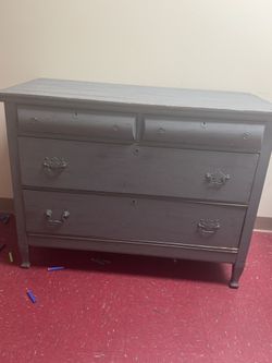 Blue/grey Dresser