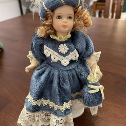 7” Porcelain Victorian Collectable Doll
