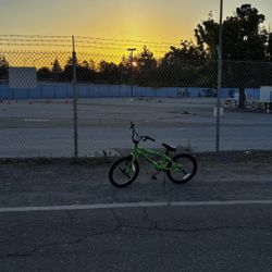 20" BMX Bike (TRADES ONLY)
