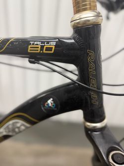 2010 Raleigh Talus 8.0 Mountain Bike - Size [26x1.5x1.95] - Shimano Deore
