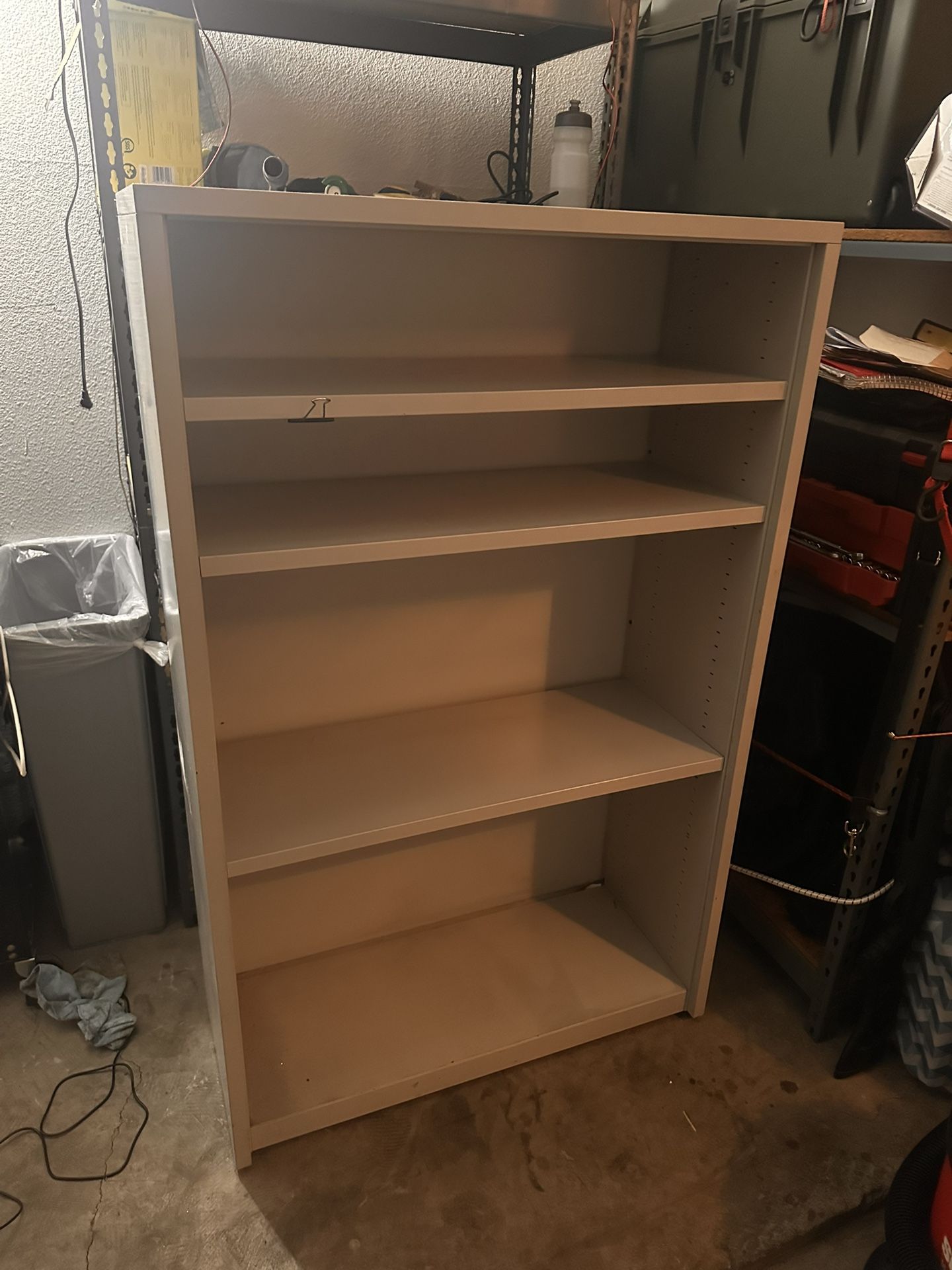 3 Shelf cabinet