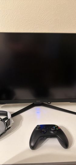 Samsung Odyssey G30D 27" LED FHD AMD Freesync Premium 180Hz 1ms Gaming Monitor