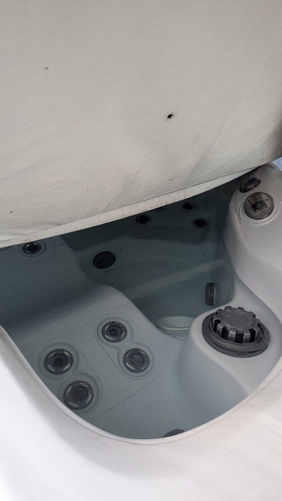 Masterspa Jacuzzi Hot Tub