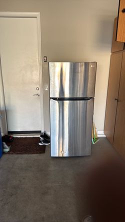 LG refrigerator