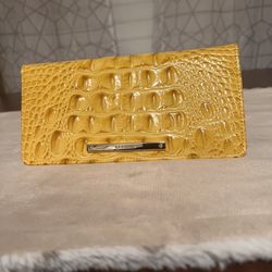 Brahmin Wallet
