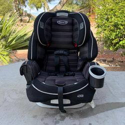 Graco 4Ever 4-in-1 Convertible Car Seat.   