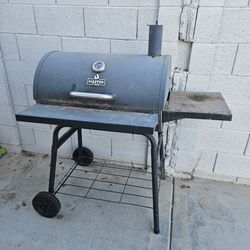 Charcoal grill