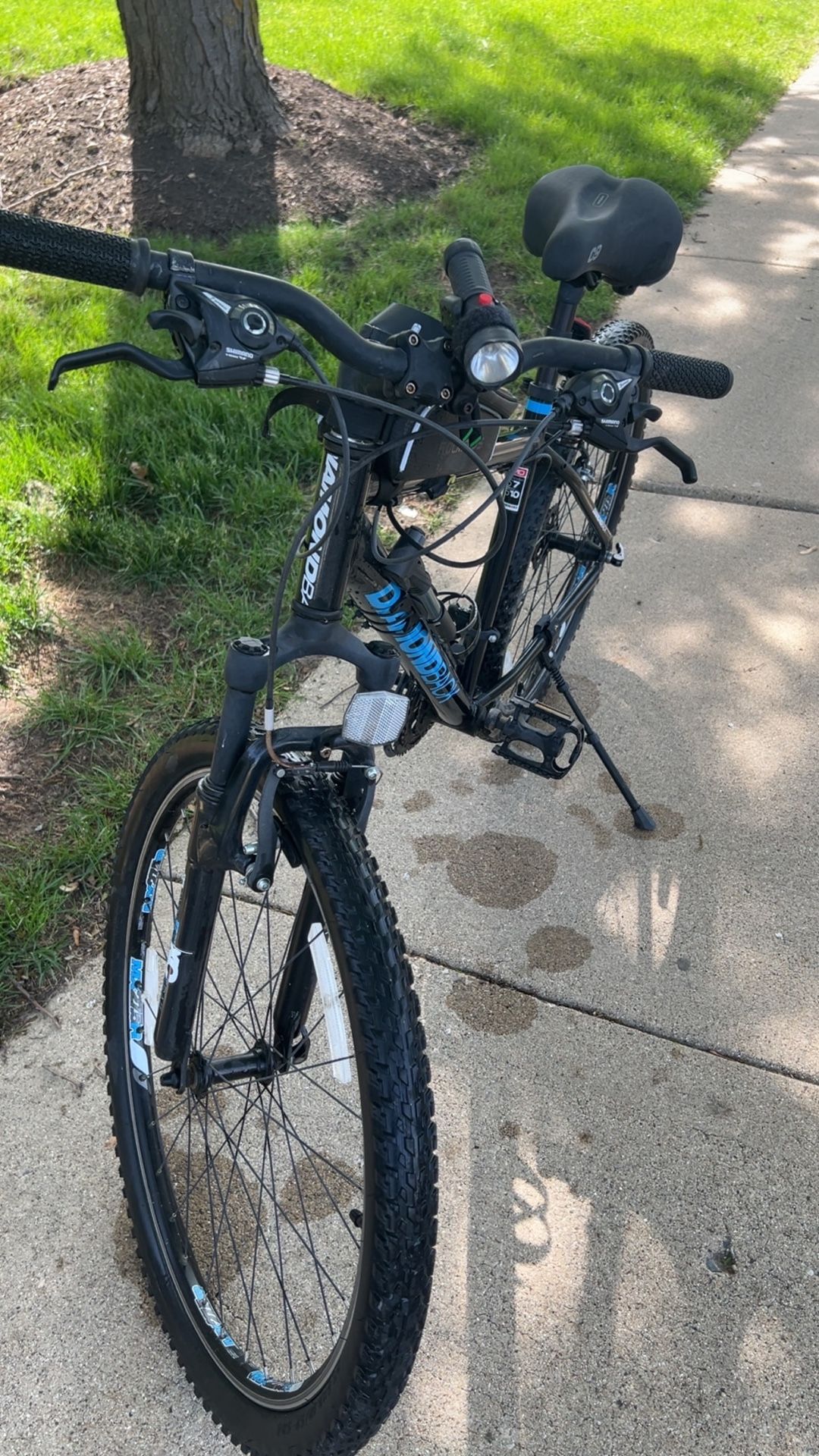 DiamondBack XC Trail 27-75mm. 7 Speed  Mountain Bike With Extras