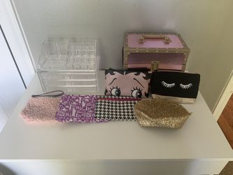 Makeup Organization