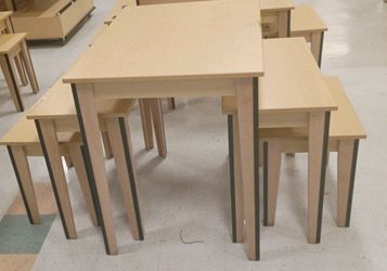 COMMERCIAL 5-PIECE NESTING DISPLAY TABLE SET