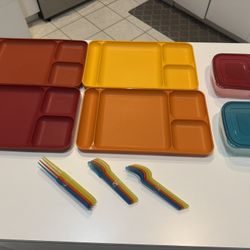 🍱 Tupperware Sectioned Trays + Lunch Containers + Utensils 