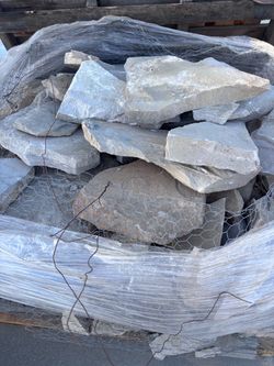 Mountain flagstone stone
