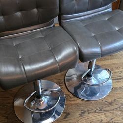 Square PU‑Leather Adjustable Swivel Bar Stool (set of 2)