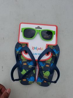 Girls flops & sunglasses bundle