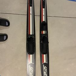 Water Skis 