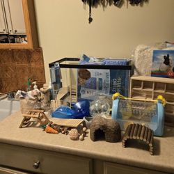 Hamster aquarium and all essentials+toys