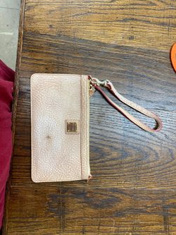 Used Dooney & Bourke Clutch