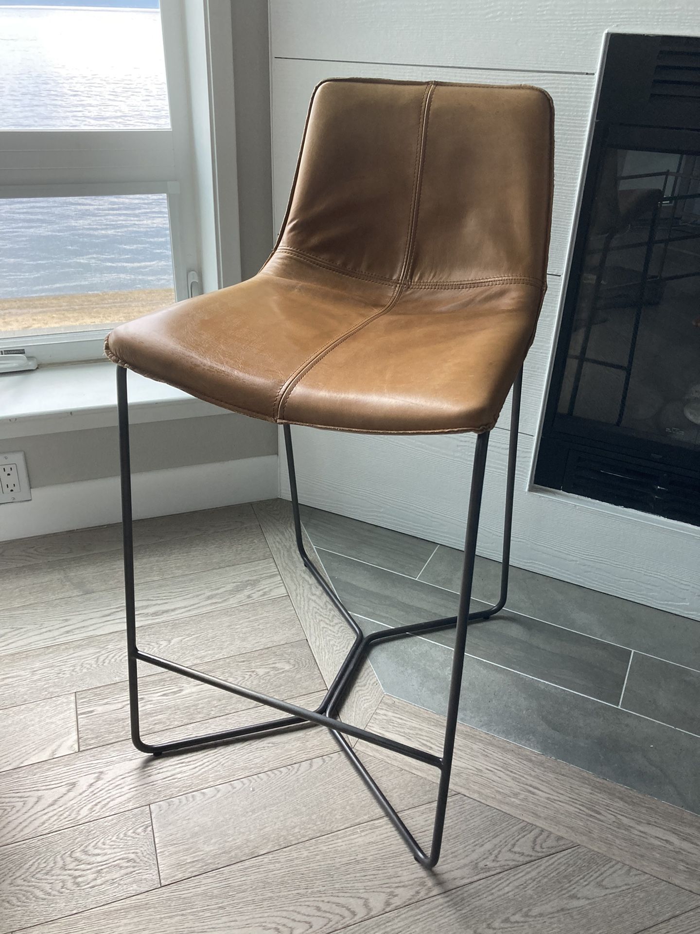 West Elm Counter Height Barstool for Sale in Seattle, WA - OfferUp