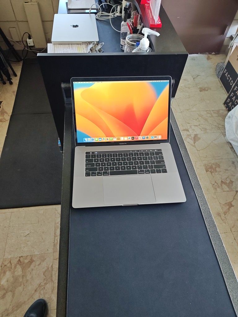 MacBook Pro 15"