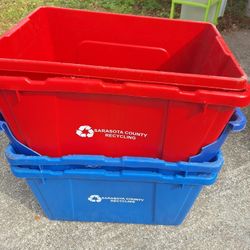 Free recycle bins (4) call steve (contact info removed)