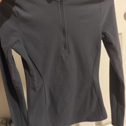 alo workout jacket 