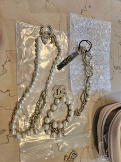 Pearl Bracelets Necklacs  Vintage Clearout!! 