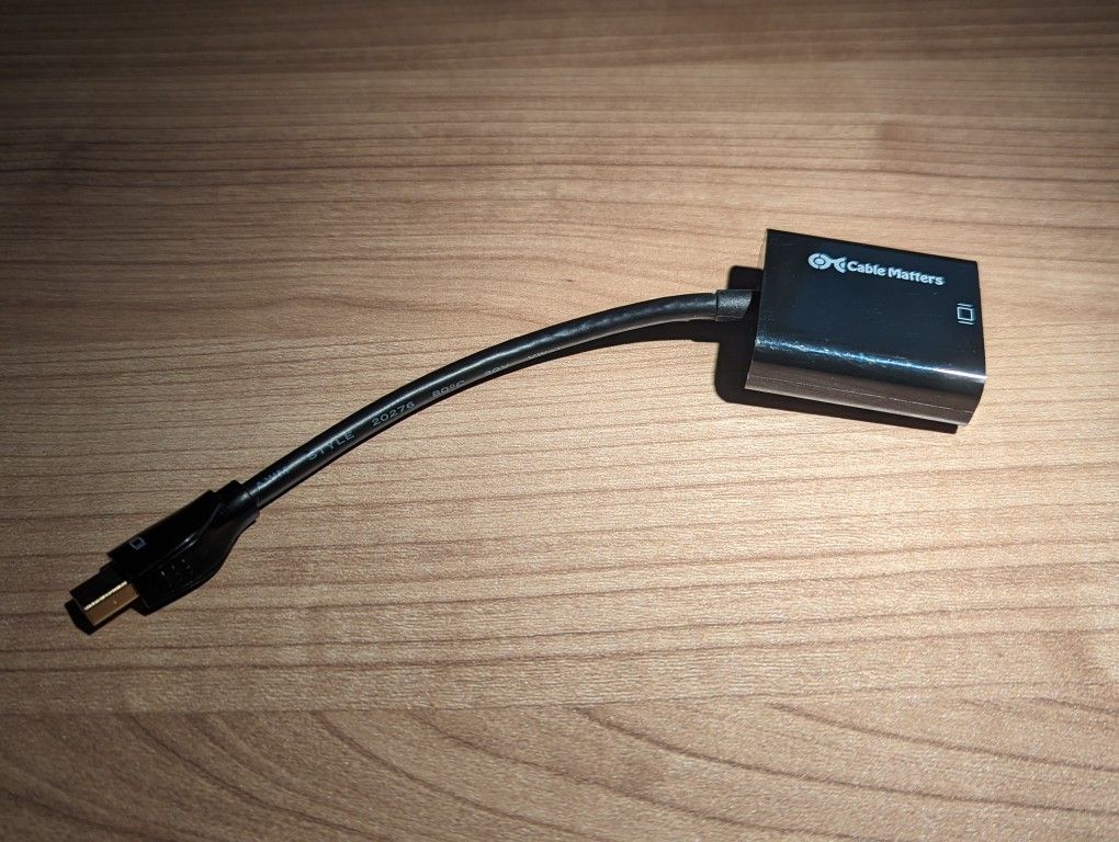 Cable Matters mini DisplayPort/Thunderbolt 2 to VGA Adapter