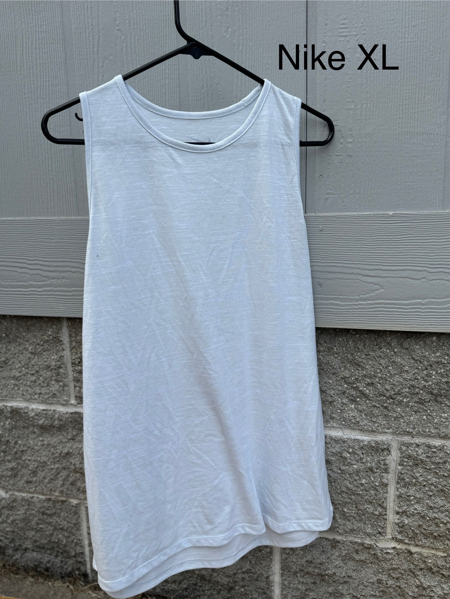 Nike White Sleeveless Shirt