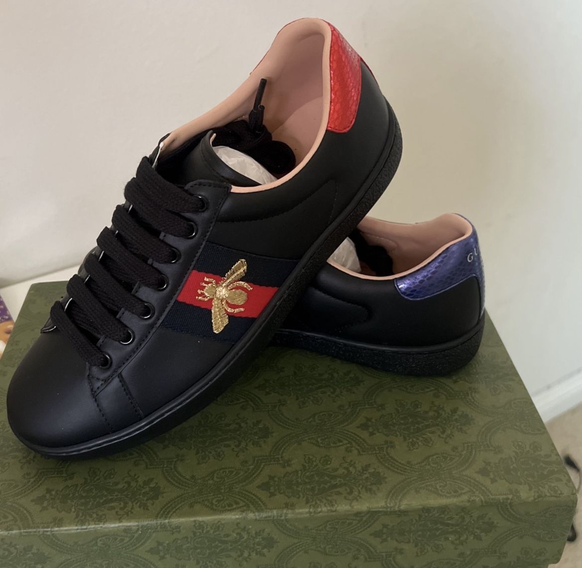 Gucci Shoes For Men $290