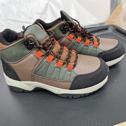 Ozark Trail Little & Big Boy's Hiker Boot, Size 3