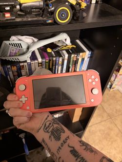 Pink Nintendo switch LITE