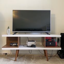 LG 40’ TV