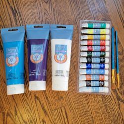 Artists Loft 15-piece acrylic paint set & 2-piece paint brush set never used
