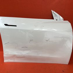 2020 2021 2022 2023 2024 TESLA MODEL Y LEFT DRIVER FRONT DOOR OEM