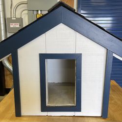 small dog House 