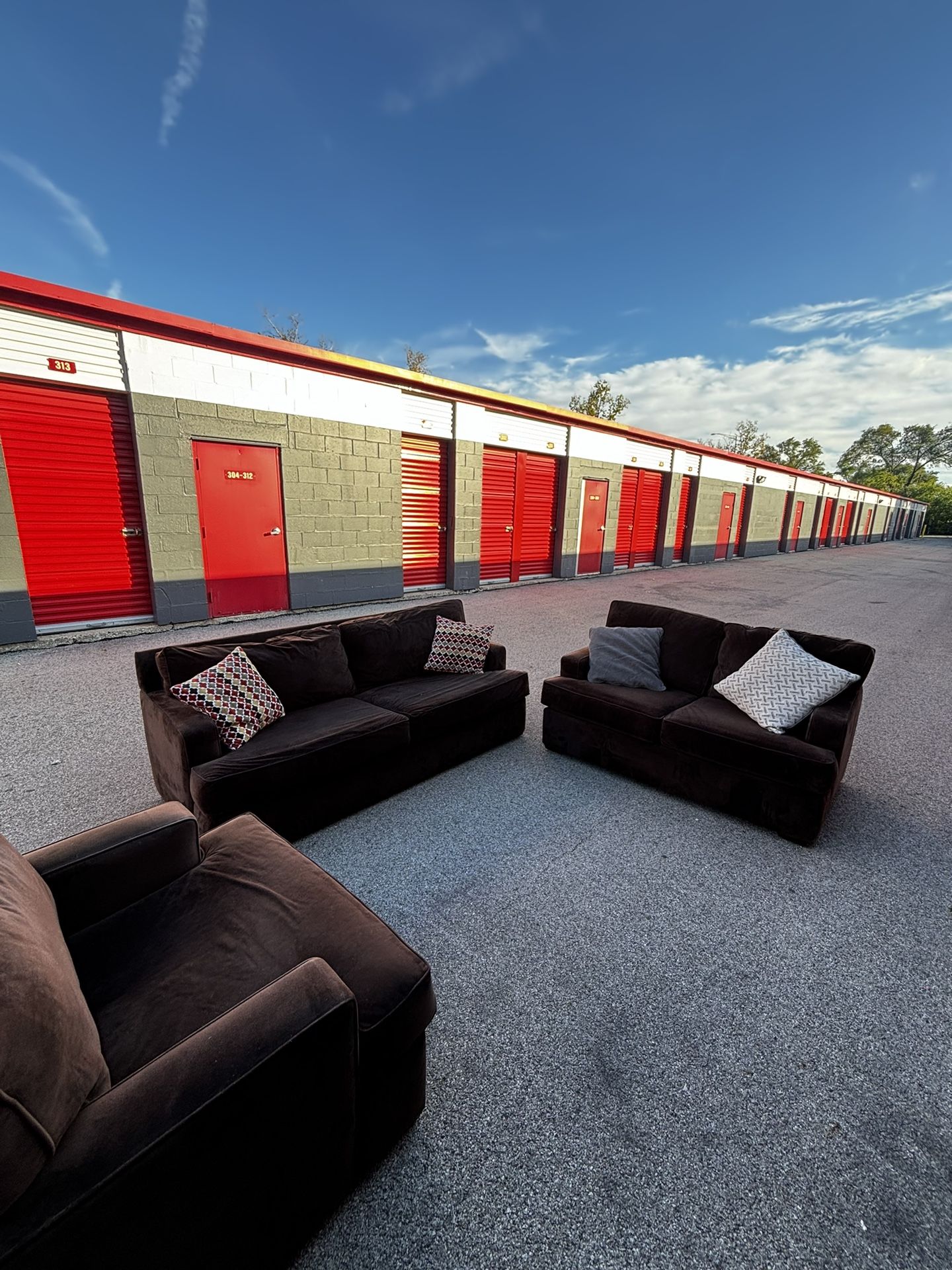 Brown 3 Piece Microfiber Sofa Set* FREE Curbside Delivery π