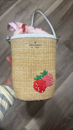 Kate Spade Cylinder Crossby