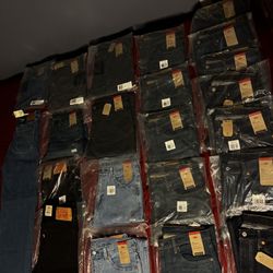 Levi’s Jeans (NEW)