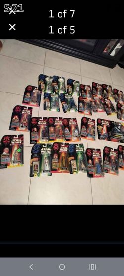 Brand New Star Wars figures!! There are 38!