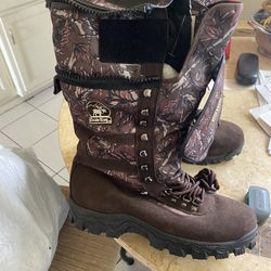 Raining And Snowing Boots 