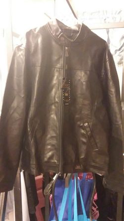 Sleek black leather jacket brand new never been worn bvl go dial Milano brand size large
