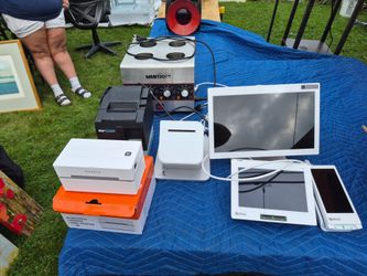 Clover  p o s system and portable p o s