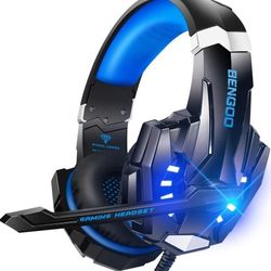 Stereo Gaming Headset for PS4 PC Xbox One PS5 Controller, Noise Cancelling Over Ear Headphones with Mic, LED Light, Bass Surround, Soft Memory Earmuff