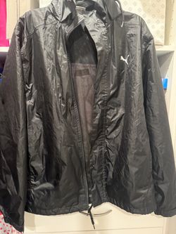 Puma wind breaker hooded Men’s Jacket size L
