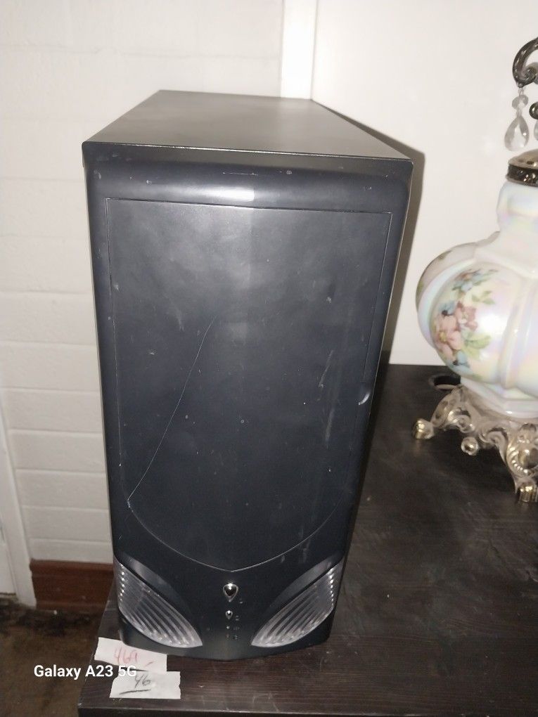 Desktop Computer Untested